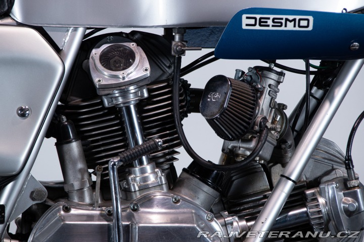 Ducati 900 SS DESMO 1977