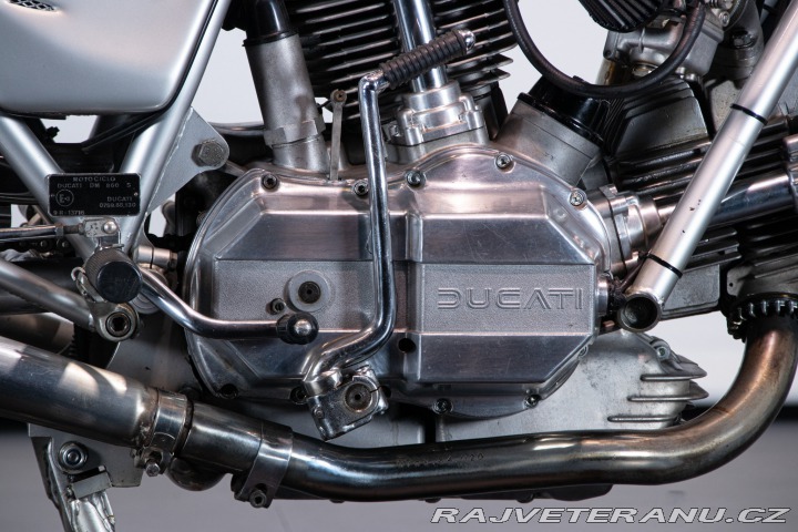 Ducati 900 SS DESMO 1977