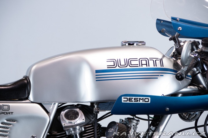 Ducati 900 SS DESMO 1977