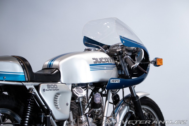 Ducati 900 SS DESMO 1977