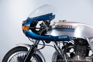 Ducati 900 SS DESMO 1977