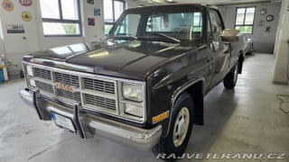 GMC Sierra 2500 - vynikající stav 1984