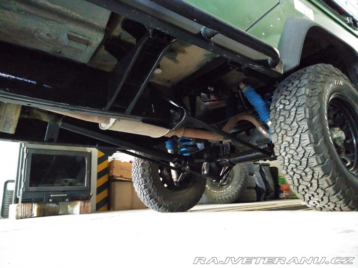 Land Rover Defender 110 300 TDi wagon 1997