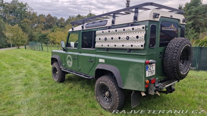 Land Rover Defender 110 300 TDi wagon 1997