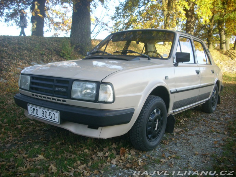 Škoda 105 L