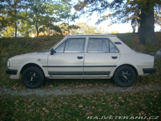 Škoda 105 L 1988