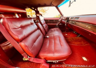 Cadillac Coupe de Ville  1976