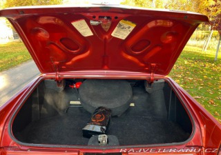 Cadillac Coupe de Ville  1976