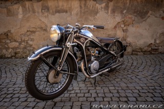 ČZ 250 TOURIST