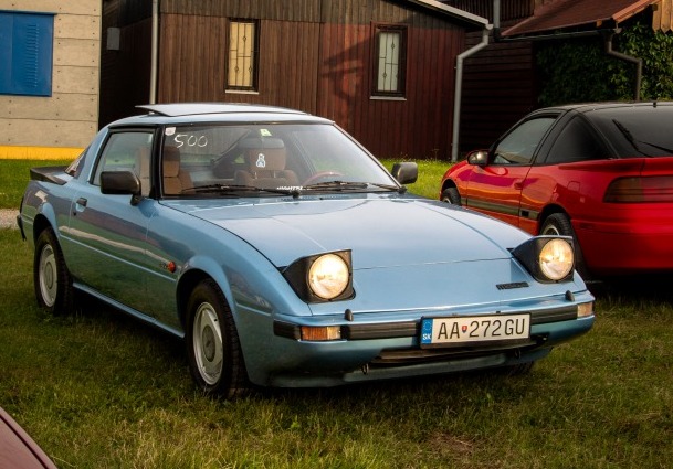 Mazda RX-7 