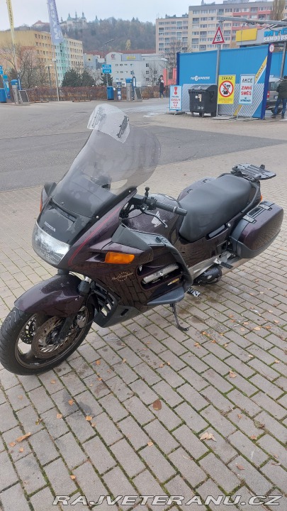 Honda Ostatní modely St 1100 pan european 1992