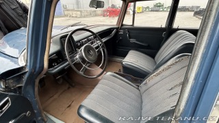 Mercedes-Benz 200 W110 1967