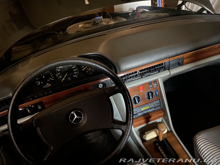 Mercedes-Benz 500 500 SE W126 1981
