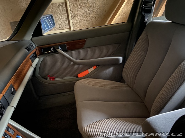 Mercedes-Benz 500 500 SE W126 1981