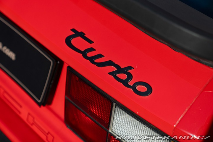 Porsche 944 Turbo S Spec 1988