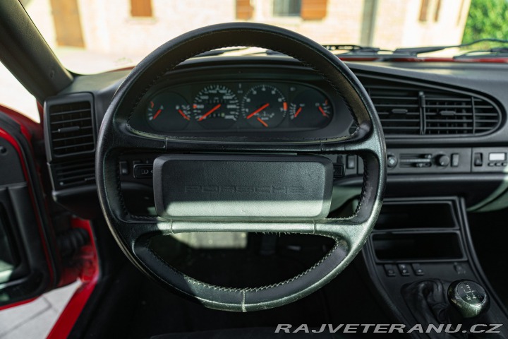 Porsche 944 Turbo S Spec 1988