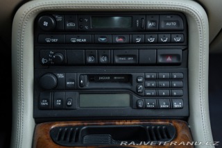 Jaguar XK8  1998