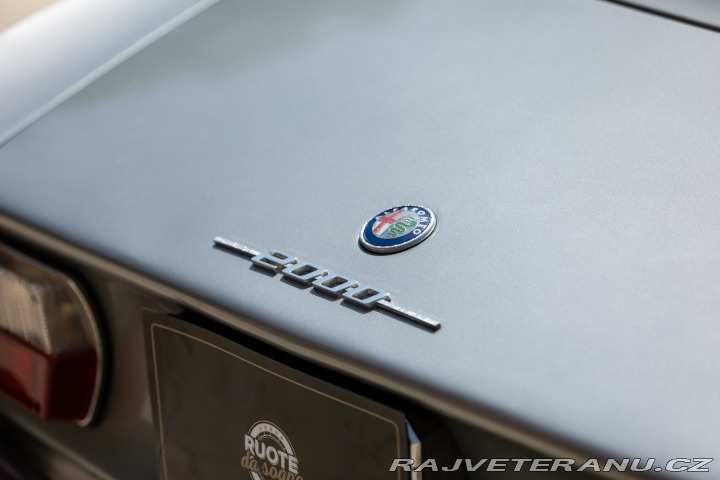Alfa Romeo 2000 GT 2000 VELOCE 1974
