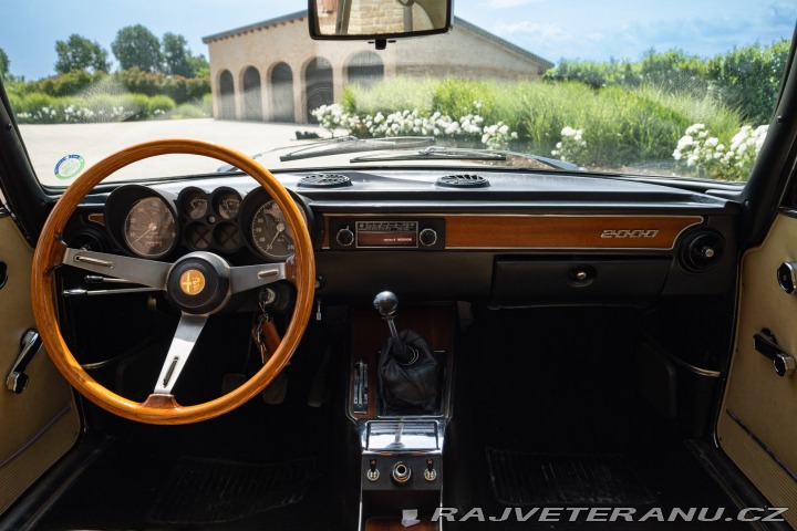 Alfa Romeo 2000 GT 2000 VELOCE 1974
