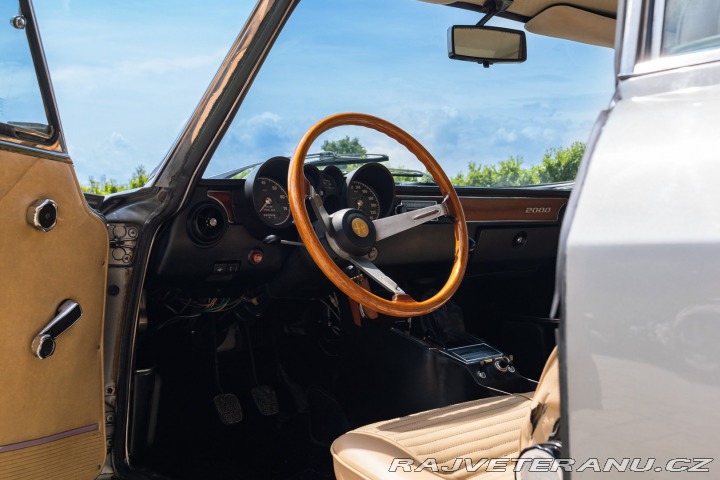 Alfa Romeo 2000 GT 2000 VELOCE 1974