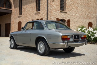 Alfa Romeo 2000 GT 2000 VELOCE 1974