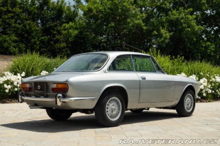 Alfa Romeo 2000 GT 2000 VELOCE 1974
