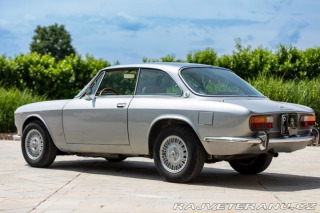 Alfa Romeo 2000 GT 2000 VELOCE 1974