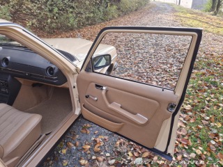 Mercedes-Benz 250 w123 1980