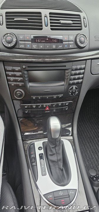 Mercedes-Benz 500 W211 E500 Avantgarde 2002