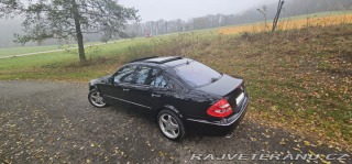 Mercedes-Benz 500 W211 E500 2002