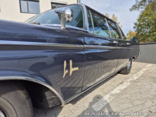 Chrysler Imperial Le Baron 1960