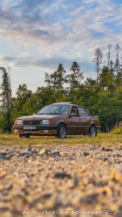 Opel Ascona 1985