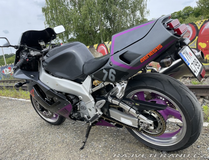 Yamaha Ostatní modely YZF 750 R 1993