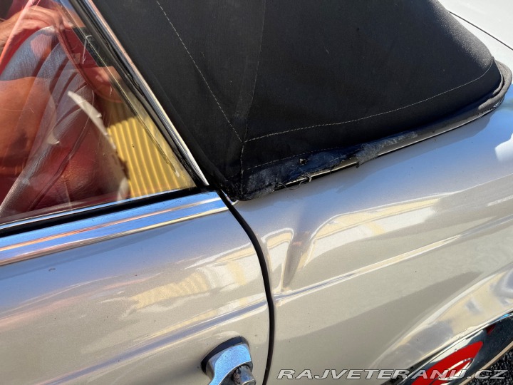 Mercedes-Benz 230 SL 1965