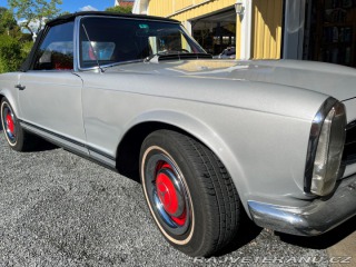 Mercedes-Benz 230 SL 1965