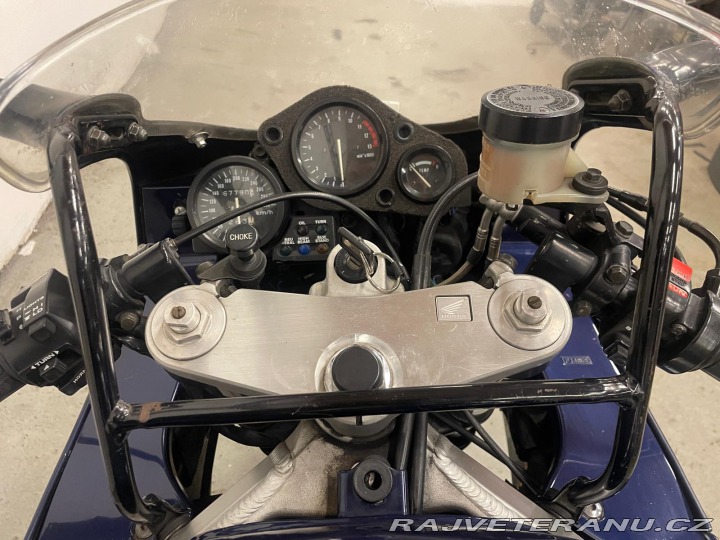 Honda CBR 900RR Fireblade SC28 1993