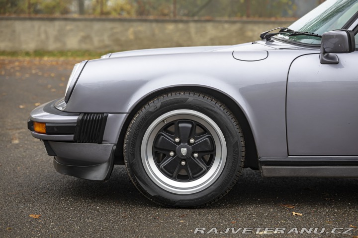 Porsche 911 Carrera 3.2 1987