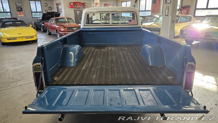 Chevrolet C/K C10 Custom Deluxe 1971