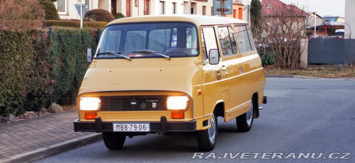 Škoda 1203 MINIBUS 1977