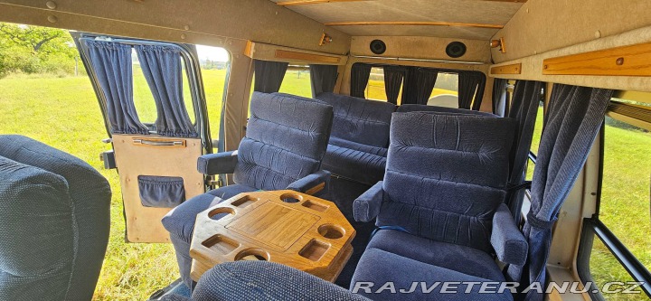 Ford Econoline E150 1985