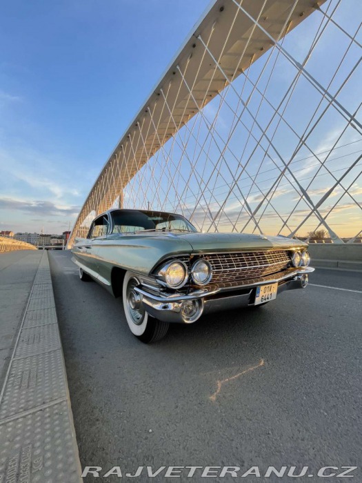 Cadillac Fleetwood sixty special