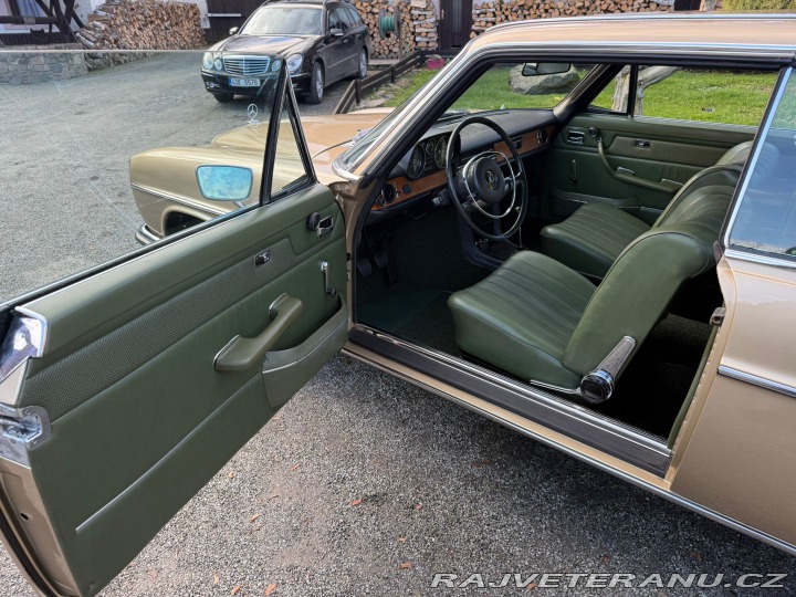Mercedes-Benz 280 w114 280ce coupe 1972