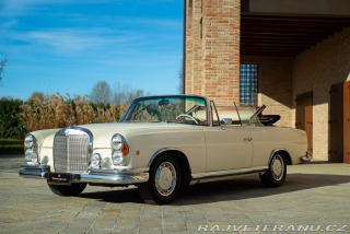 Mercedes-Benz 250 SE CABRIOLET