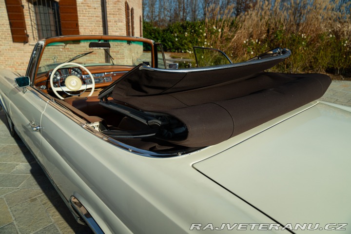Mercedes-Benz 250 SE CABRIOLET 1968
