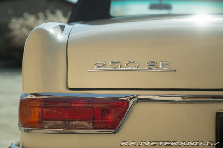 Mercedes-Benz 250 SE CABRIOLET 1968