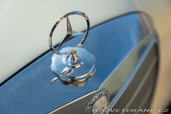 Mercedes-Benz 250 SE CABRIOLET 1968