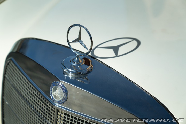 Mercedes-Benz 250 SE CABRIOLET 1968