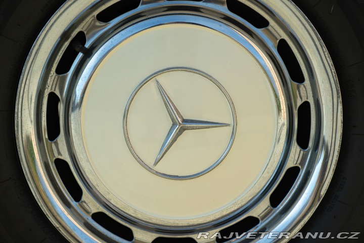 Mercedes-Benz 250 SE CABRIOLET 1968