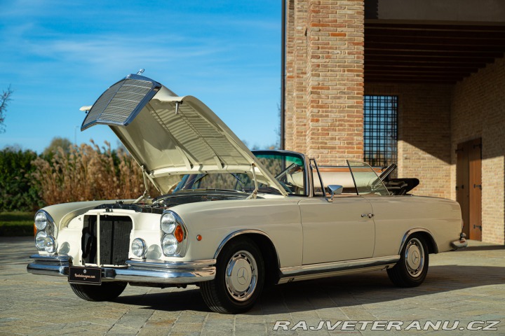 Mercedes-Benz 250 SE CABRIOLET 1968
