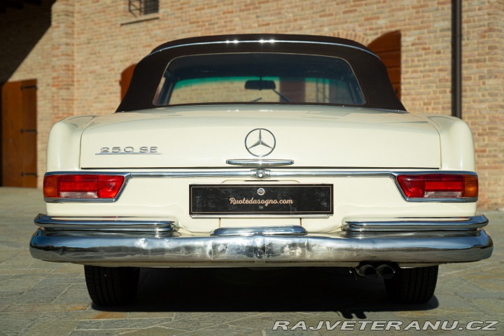 Mercedes-Benz 250 SE CABRIOLET 1968